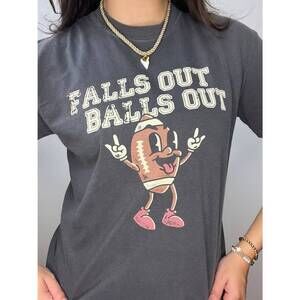 NEW MUGSBY falls out balls out short sleeve tee in faded grey